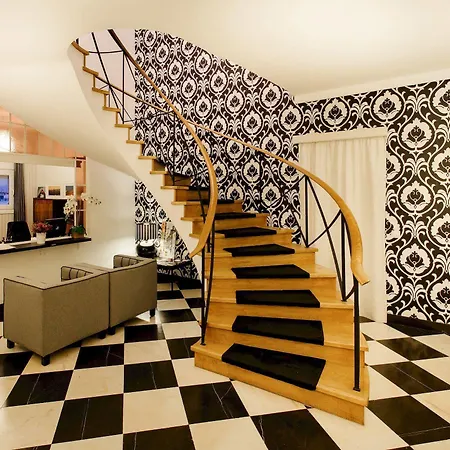 Thehouse 3* Lissabon